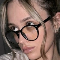 Abigail Huxley Çıplak