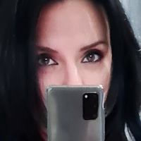 Adriana Patrizia Çıplak