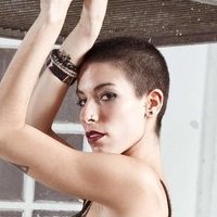 Aina Lanas Çıplak