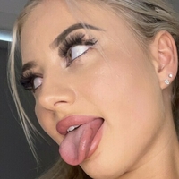 Alaya Beckham Çıplak