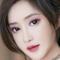 Alice Zhou Yanxii Çıplak