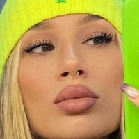 Alina Ostraya Çıplak