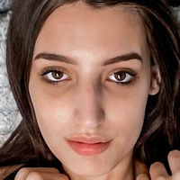 Alison Rainer Çıplak