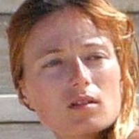 Alizee Thevenet Çıplak