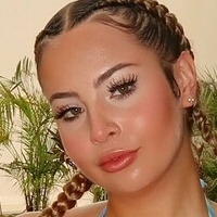 allymcfarland18 Çıplak