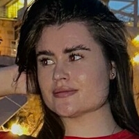 alysshan Çıplak