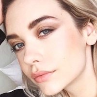 Amanda Steele Çıplak
