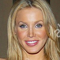 Amanda Swisten Çıplak