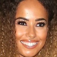 Amber Gill Çıplak
