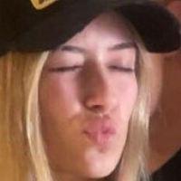 Amelie Dilla Çıplak