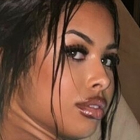 Amira Khalil Çıplak