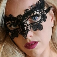 Amy Rabbit Çıplak