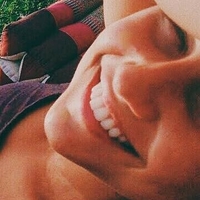 Ana Gutierrez Çıplak