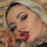 Ana Stanskovsky Çıplak