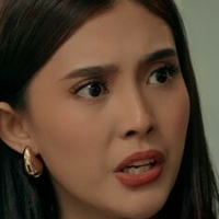 Analyn Barro Çıplak