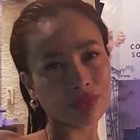 Analyn Zavalla Çıplak
