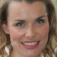 Andrea Luedke Çıplak