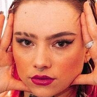 Angie Corine Çıplak