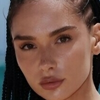 Anja Bla Çıplak