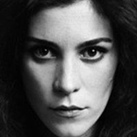 Anna D'Annunzio Çıplak