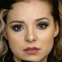 Anna Glaube Çıplak