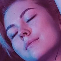 Anna Karpenko Çıplak
