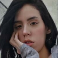 Annie Az Çıplak