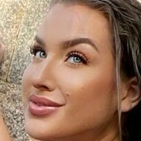 Ariella Eder Çıplak