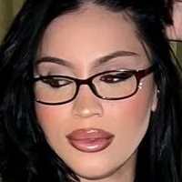 ashligenevieve Çıplak