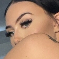 Auhneesh Nicole Çıplak