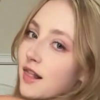 Ava Mathis Çıplak