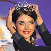 Aysun Aptulova Çıplak
