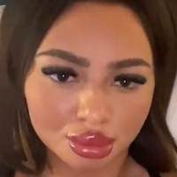 Barbie ilginay Çıplak