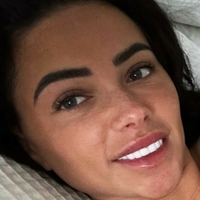 bbrontte Çıplak