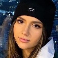 Bela Fernandez Çıplak
