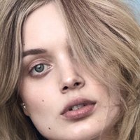 Bella Heathcote Çıplak
