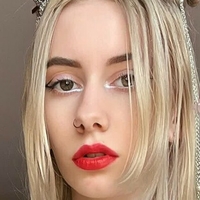 Blondie Claire Çıplak