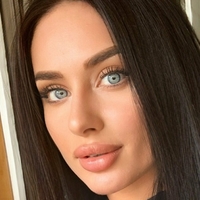blue_eyes_suzie Çıplak