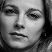 Bojana Novakovic Çıplak