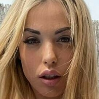 brokelynbabe Çıplak