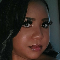 Buxombabygirl Çıplak