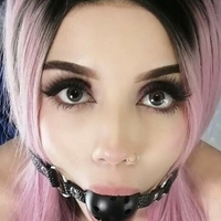 Camilavil Çıplak
