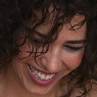 Cantora Flora Matos Çıplak