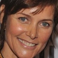 Carey Lowell Çıplak