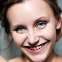 Carolina Hoffmann Çıplak