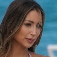 Caroline Einhoff Çıplak