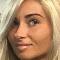 Carrie June Çıplak