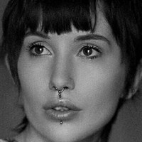 chantaise Çıplak