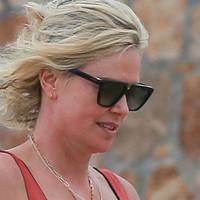 Charlize Theron Çıplak