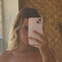 Chely Nazario Çıplak